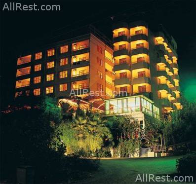 Leandra Hotel
